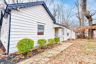 704 Earl Rd, Shelby, NC 28150 - Photo 1