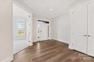 45419 Misty Bluff Dr, Charlotte, NC 28278 - Photo 2