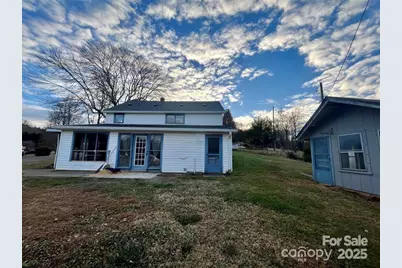 2333 Cedar Rock Circle, Lenoir, NC 28645 - Photo 6