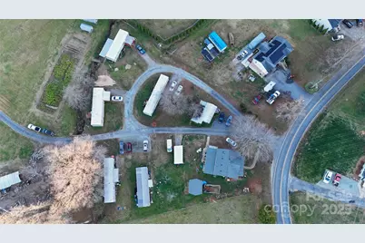 2333 Cedar Rock Circle, Lenoir, NC 28645 - Photo 2