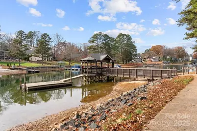20115 Henderson Road #H, Cornelius, NC 28031 - Photo 10