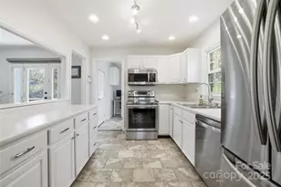 1837 Dallas Ave, Charlotte, NC 28205 - Photo 8