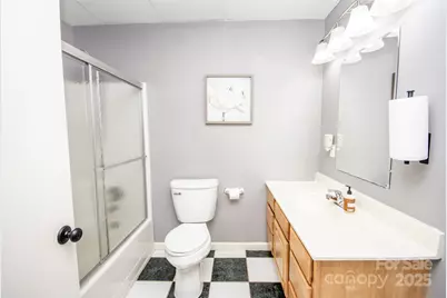 2193 Hawthorne Lane, Wilkesboro, NC 28697 - Photo 40