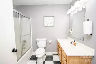 2193 Hawthorne Ln, Wilkesboro, NC 28697 - Photo 40