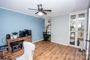 2193 Hawthorne Ln, Wilkesboro, NC 28697 - Photo 24