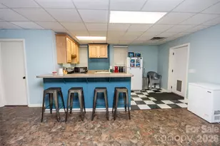 2193 Hawthorne Ln, Wilkesboro, NC 28697 - Photo 38