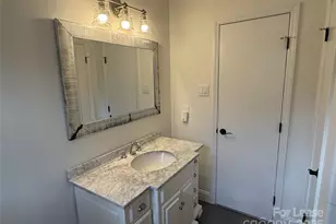 6611 Lancer Dr, Charlotte, NC 28226 - Photo 16