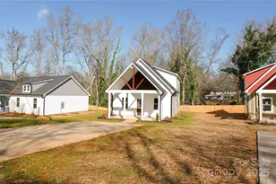 512 N Mulberry St, Cherryville, NC 28021 - Photo 2