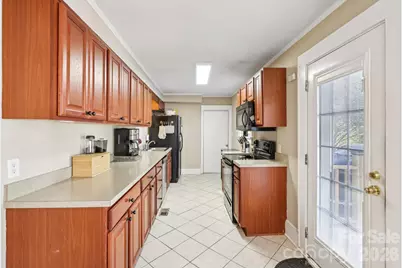 2800 Pennsylvania Avenue, Kannapolis, NC 28083 - Photo 10