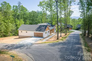 20 Nature Walk Ln, Hendersonville, NC 28739 - Photo 4