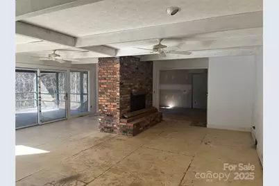 1050 Indian Hill Road, Hendersonville, NC 28791 - Photo 8