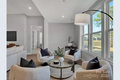 4225 Honey Locust Drive, Charlotte, NC 28215 - Photo 18