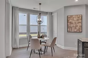 4225 Honey Locust Dr, Charlotte, NC 28215 - Photo 8