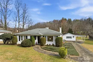 940 Meadowlane Dr NW, Lenoir, NC 28645 - Photo 10