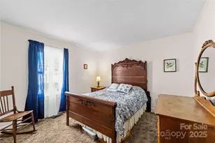 940 Meadowlane Dr NW, Lenoir, NC 28645 - Photo 32