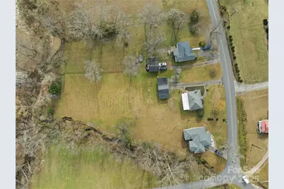 940 Meadowlane Drive NW, Lenoir, NC 28645 - Photo 14