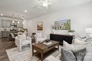 2962 Sloan Dr, Charlotte, NC 28208 - Photo 2