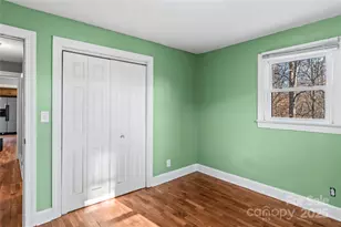 133 South St, Elkin, NC 28621 - Photo 16