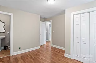 133 South St, Elkin, NC 28621 - Photo 10