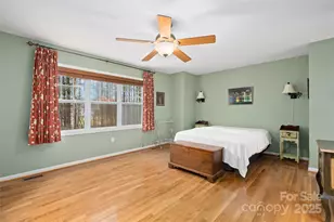 264 Charlestown Dr, Hendersonville, NC 28792 - Photo 10