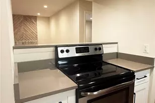 4948 Sardis Rd, Charlotte, NC 28270 - Photo 10