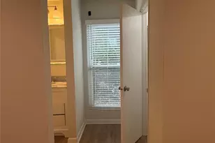 4948 Sardis Rd, Charlotte, NC 28270 - Photo 16