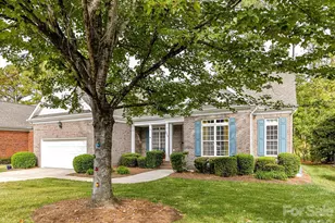 3619 Savannah Hills Dr, Matthews, NC 28105 - Photo 2