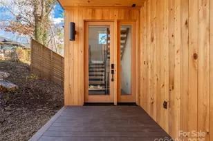 173 Houston Pl, Asheville, NC 28801 - Photo 4