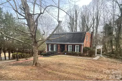 822 Westminster Circle SW, Lenoir, NC 28645 - Photo 12