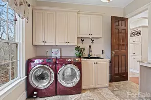 1090 N Saunders Dr, Catawba, NC 28609 - Photo 26