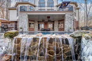 1090 N Saunders Dr, Catawba, NC 28609 - Photo 4