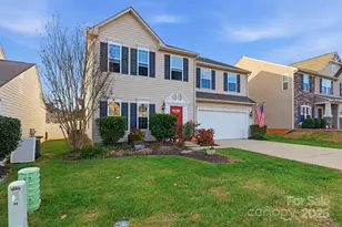 10913 Tailwater St, Davidson, NC 28036 - Photo 2