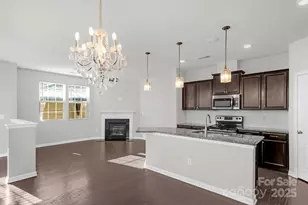 3005 Honeylocust Ln, Fort Mill, SC 29707 - Photo 2