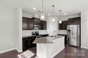 3005 Honeylocust Ln, Fort Mill, SC 29707 - Photo 4