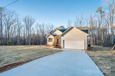 4000 Hoke Street, Claremont, NC 28610 - Photo 4