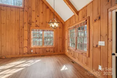 102 Knobster Way, Glenville, NC 28736 - Photo 10