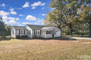 3104 Taxahaw Rd, Lancaster, SC 29720 - Photo 2