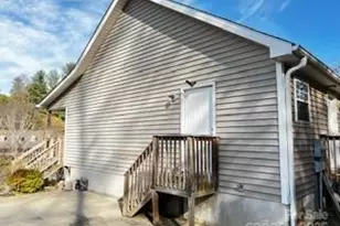 618 Brook Knoll Cir, Weaverville, NC 28787 - Photo 24