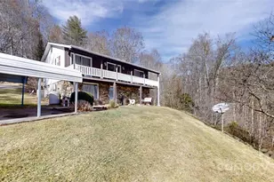 707 Lickskillet Rd, Burnsville, NC 28714 - Photo 2