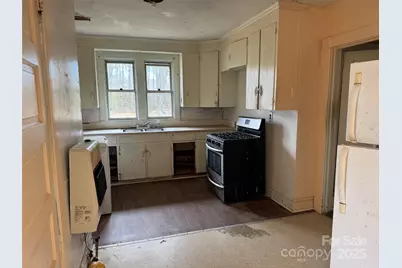 109 S 2nd Street, Lilesville, NC 28091 - Photo 4