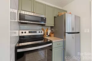 124 Flat Creek Dr, Lake Toxaway, NC 28747 - Photo 12