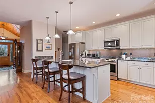 48 Hoosier Ct, Lake Junaluska, NC 28745 - Photo 6