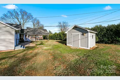 33 20th Avenue NW, Hickory, NC 28601 - Photo 40