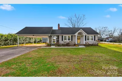 33 20th Avenue NW, Hickory, NC 28601 - Photo 1