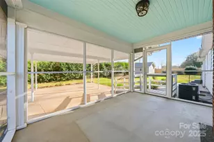 33 20th Ave NW, Hickory, NC 28601 - Photo 18