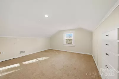 33 20th Avenue NW, Hickory, NC 28601 - Photo 32