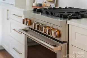 3415 Holt St, Charlotte, NC 28205 - Photo 12