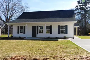 216 McClain St, York, SC 29745 - Photo 1