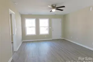 216 McClain St, York, SC 29745 - Photo 4