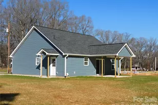 218 McClain St, York, SC 29745 - Photo 2